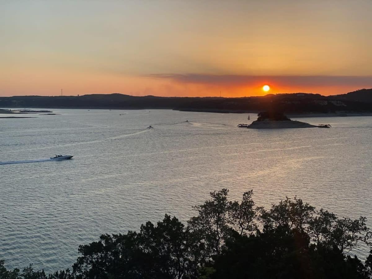 Atlantis On Lake Travis Pool Hot Tub Dock Villa Leander Exterior foto